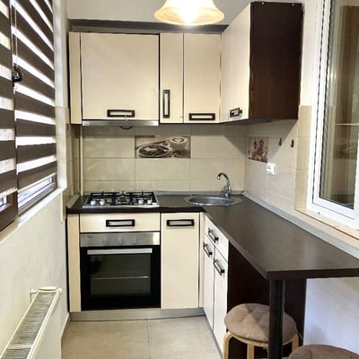 Alquiler de un acogedor apartamento de 1 habitación, Sector 6, Chiajna, Bucarest, Rumanía